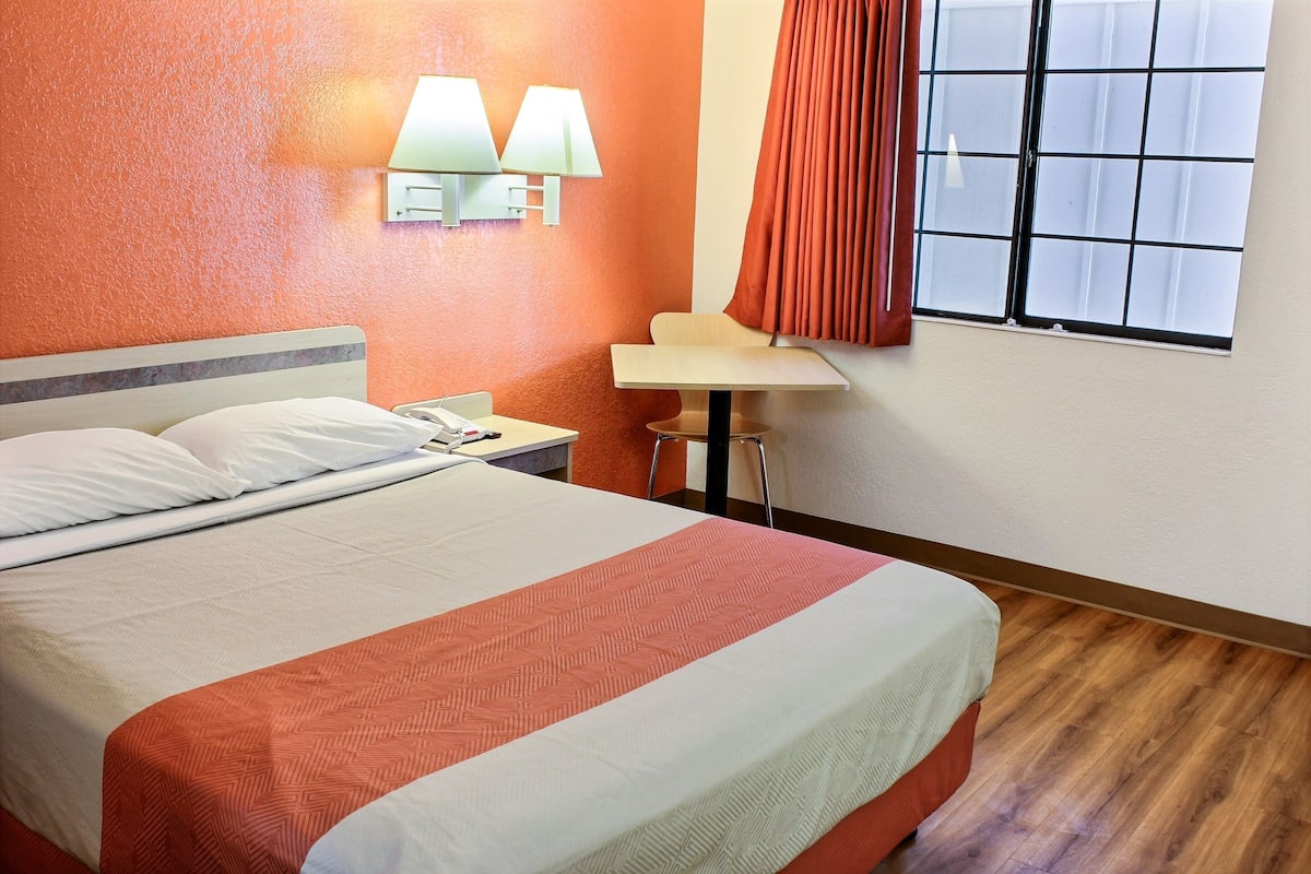 Wi-fi (inkludert) og sengetøy