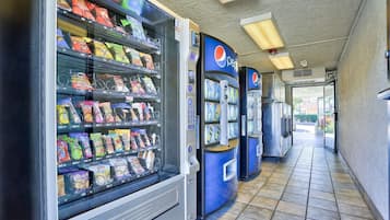 ماكينة بيع آلية