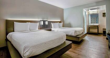 Motel 6 Kingman, AZ - Route 66 East