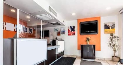 Super 8 by Wyndham Petaluma