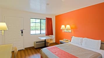 Free WiFi, bed sheets