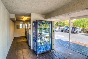 Vending machine