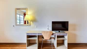 Free WiFi, bed sheets