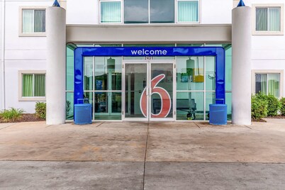 Motel 6 Caseyville, IL - Caseyville Il