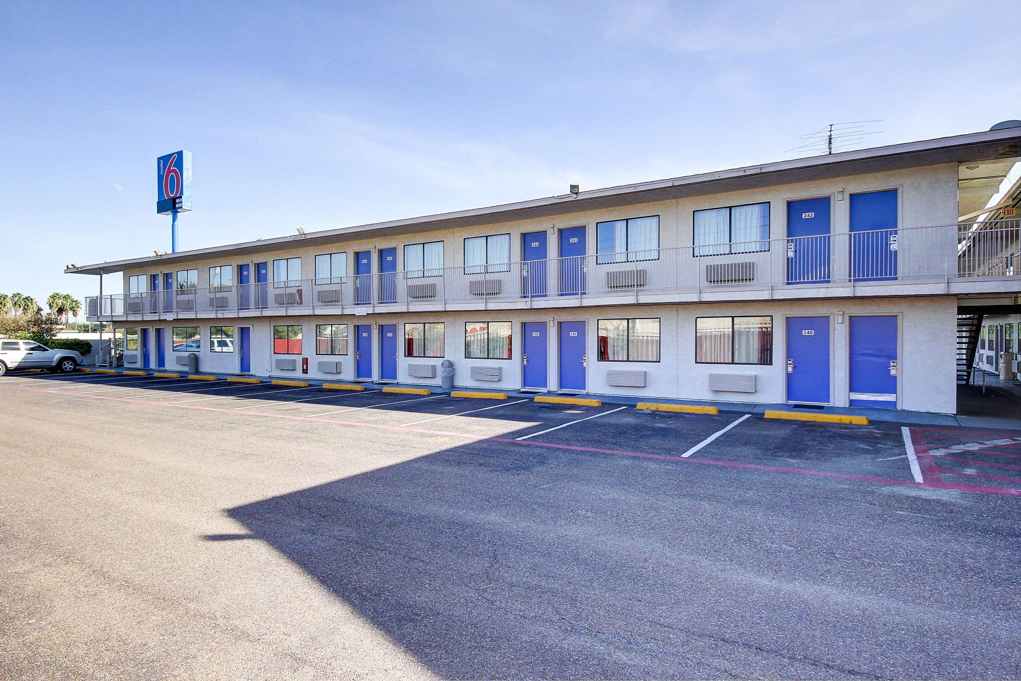 Foto - Motel 6-Laredo, TX - South