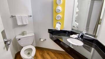 淋浴设施、毛巾