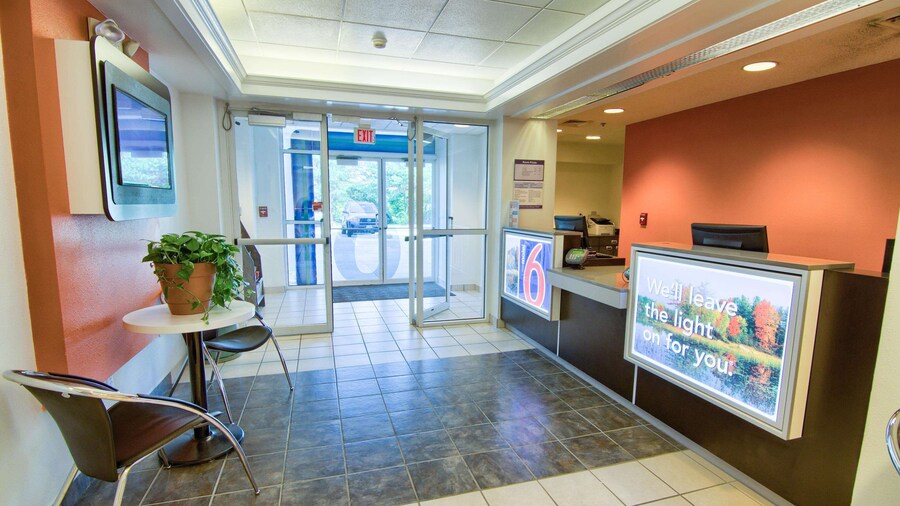 Motel 6 Portsmouth, NH