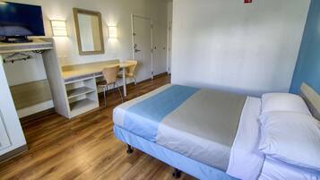 Free WiFi, bed sheets