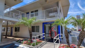 Overnatningsstedets indgangsparti