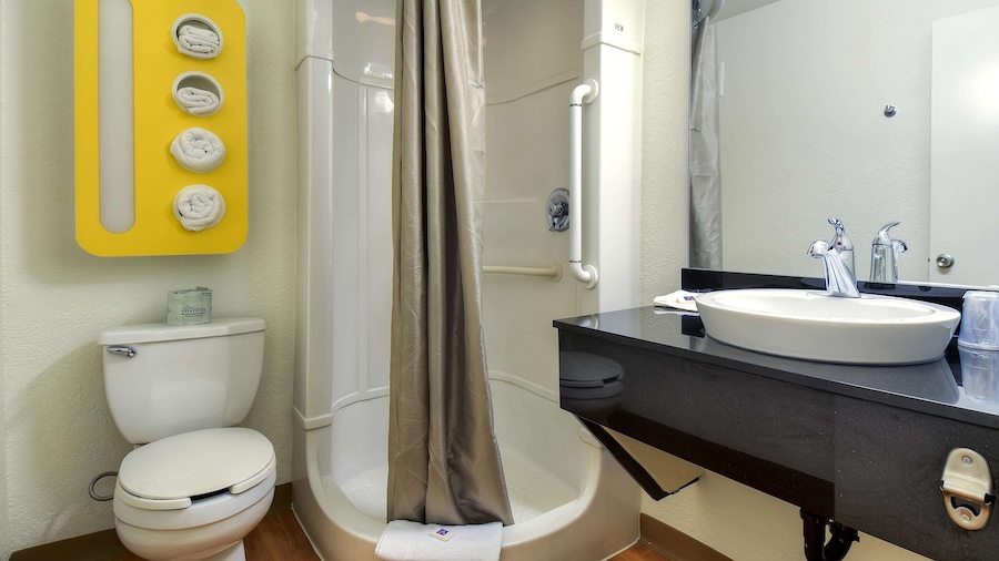 Motel 6 Westminster South - Long Beach