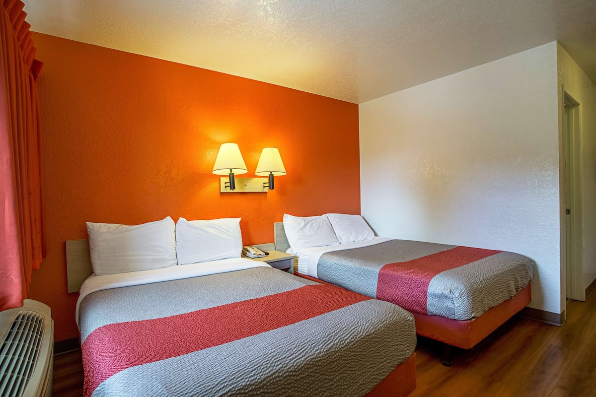 Wifi gratis y ropa de cama