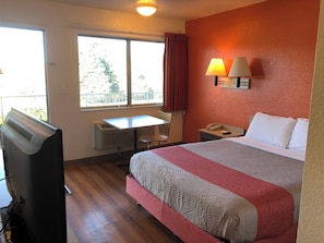 Free WiFi, bed sheets - Motel 6 Prescott, AZ (Prescott)