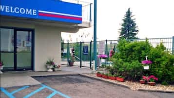 Fachada da propriedade