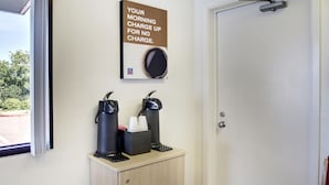Interior - Motel 6 Sioux Falls Sd (Sioux Falls)