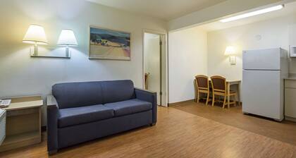 Motel 6 Rochester, MN