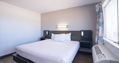 Motel 6 Rochester, MN