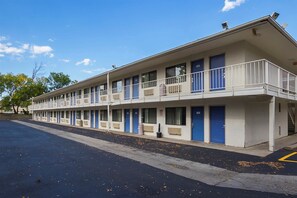 Front of property - Motel 6 Rochester, MN (Rochester)