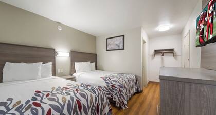 Red Roof Inn San Antonio E – Frost Bank Center