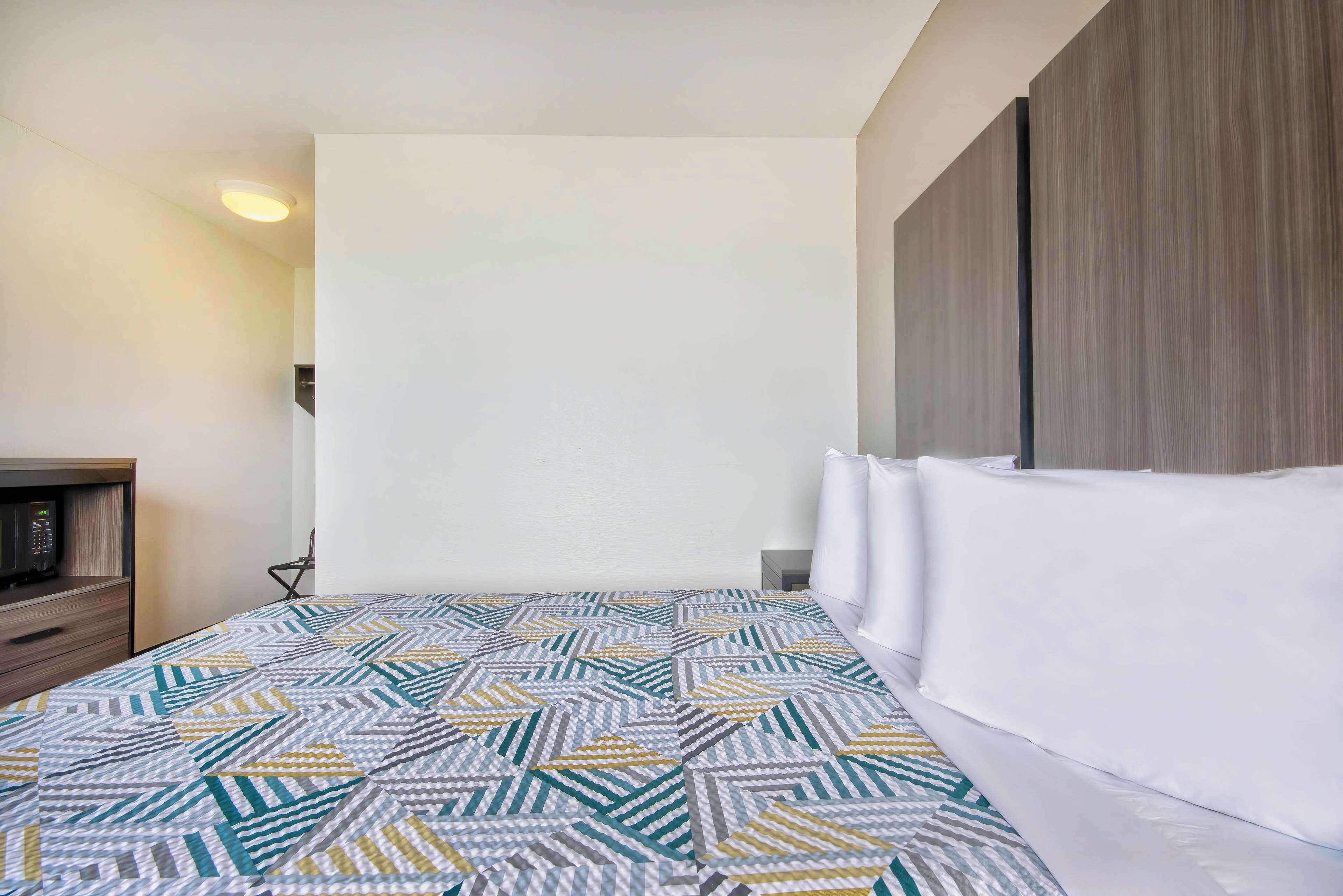 Desk, blackout curtains, free WiFi, bed sheets