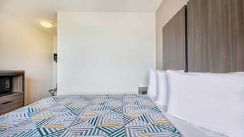 Desk, blackout curtains, free WiFi, bed sheets