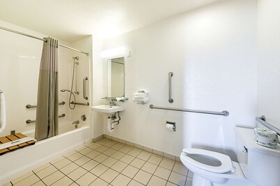 Motel 6 Mcallen, TX
