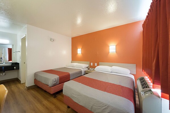 Free WiFi, bed sheets
