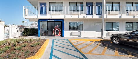 Majoituspaikan sisäänkäynti