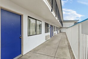 Terrace/patio - Park Inn Winnemucca (Winnemucca)