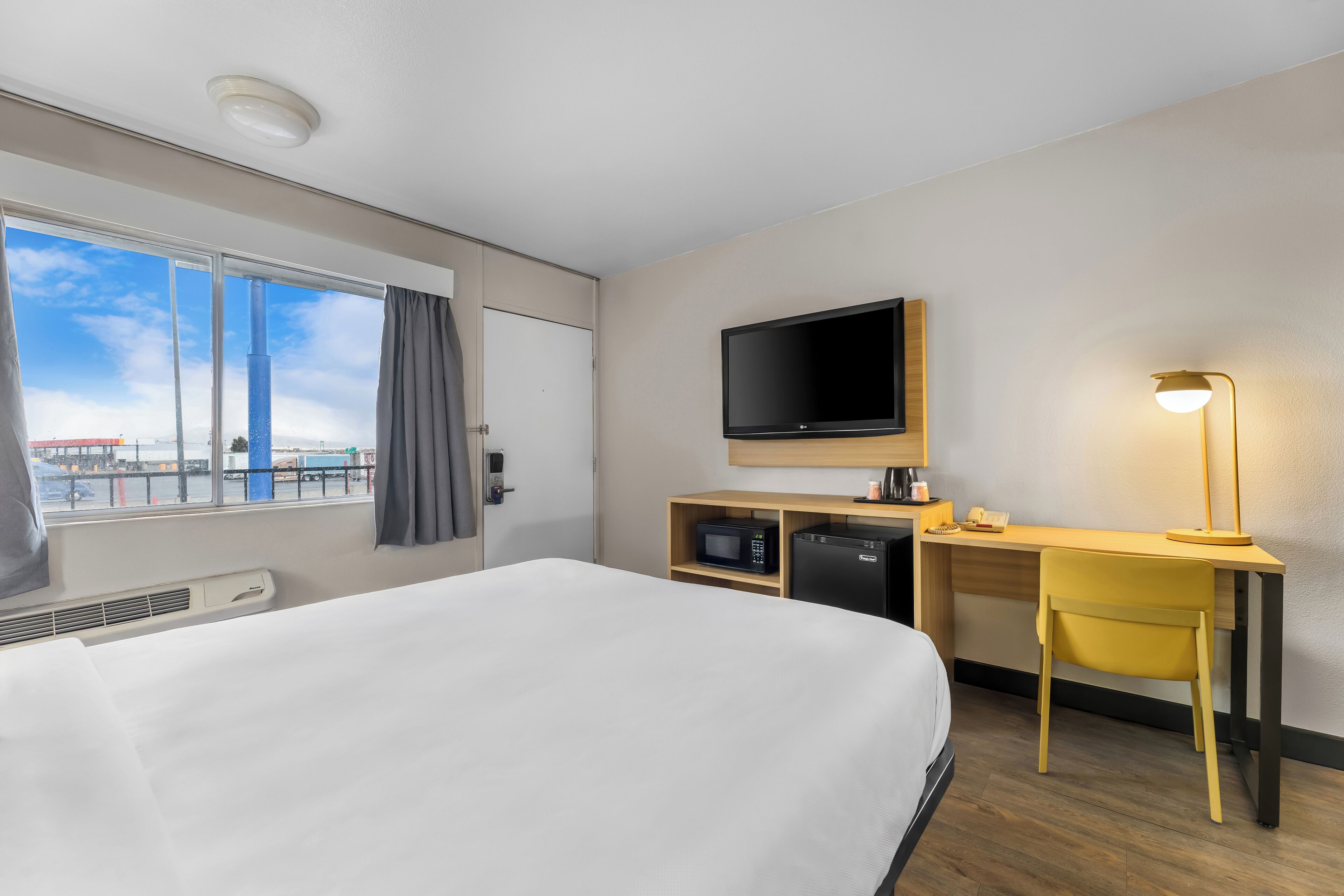 غرفة عادية - سرير مزدوج - لغير المدخنين | واي فاي مجانًا وملاءات أسرّة