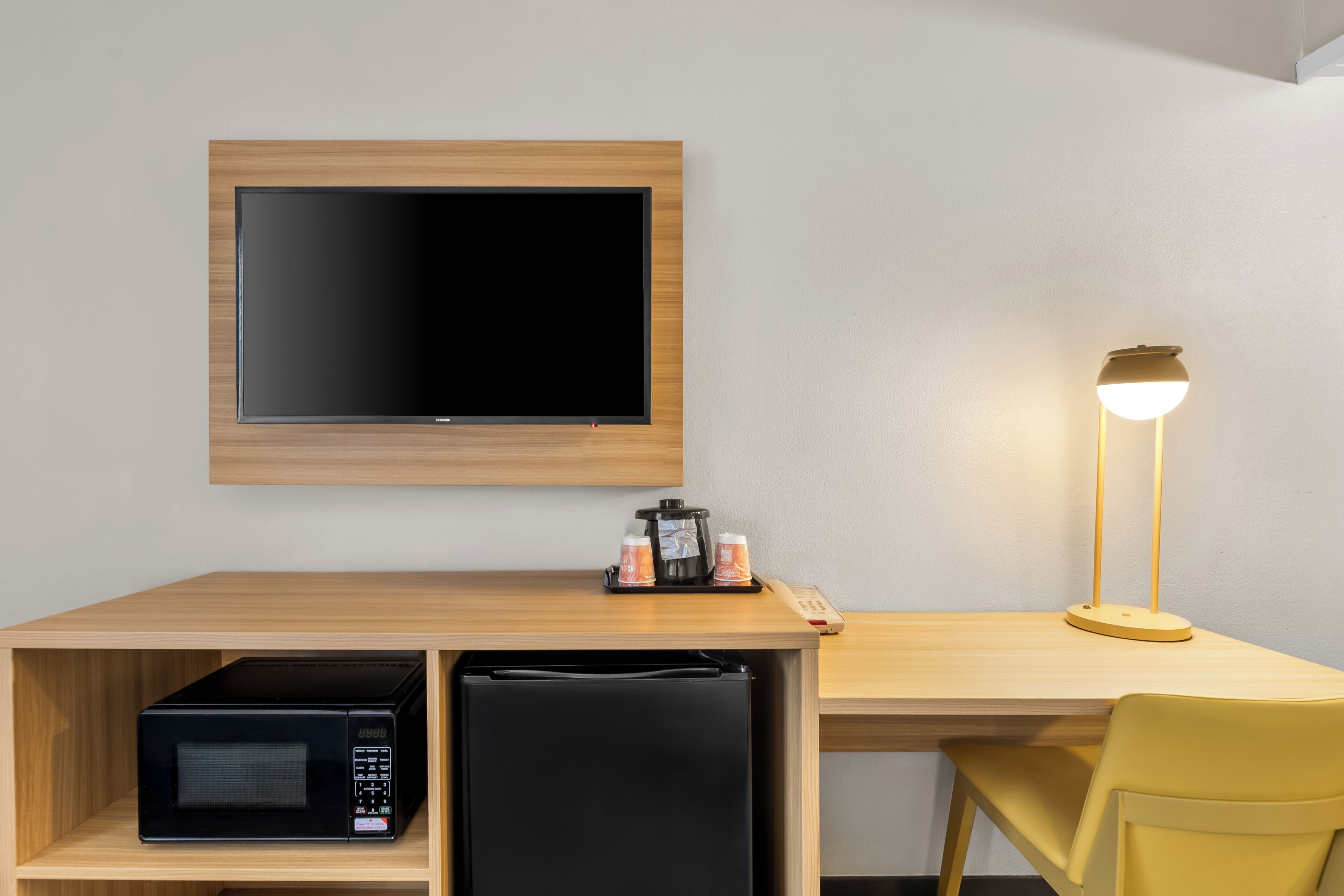 スタンダード ルーム ダブルベッド 2 台 禁煙 | WiFi (無料)、ベッドシーツ