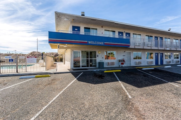 Property entrance - Motel 6 Needles, CA (Needles)