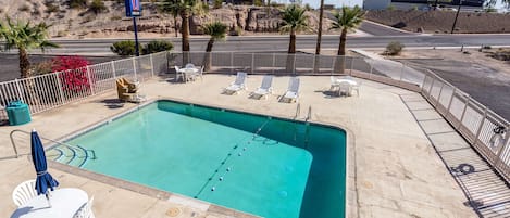 Utomhuspool