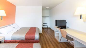 Free WiFi, bed sheets