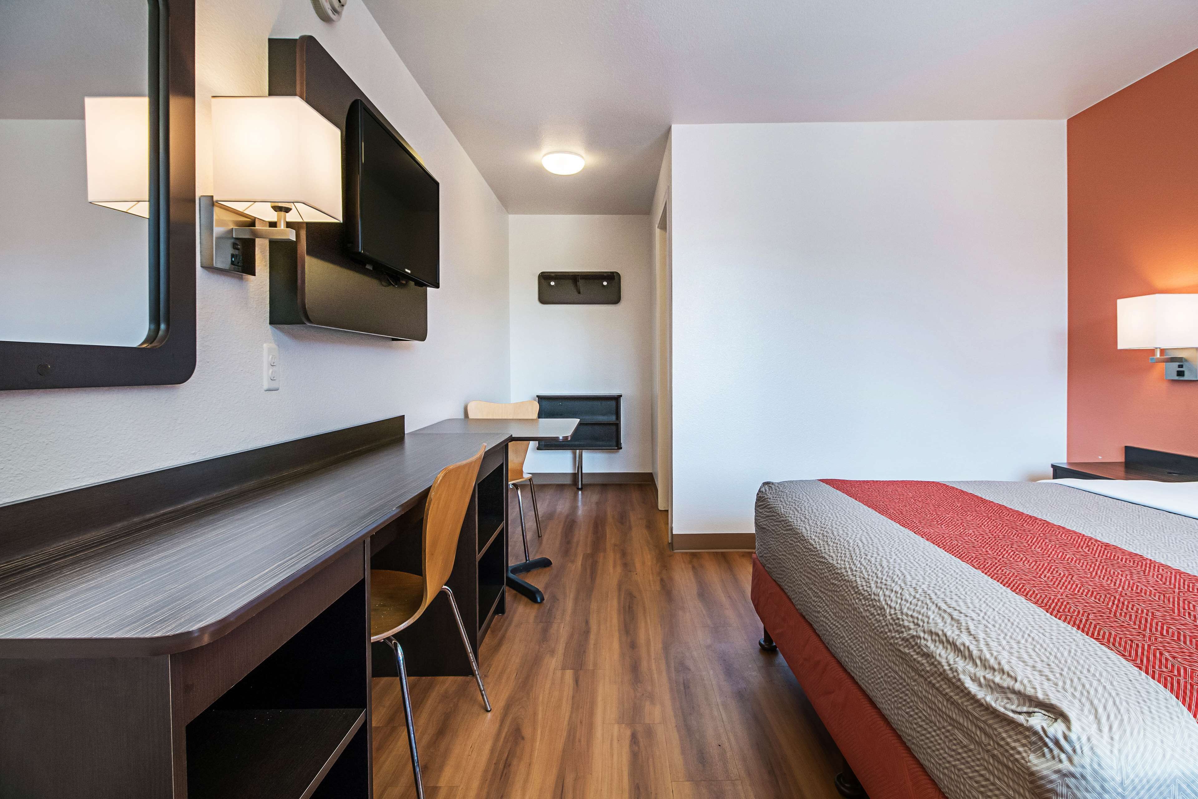 免費 Wi-Fi、床單