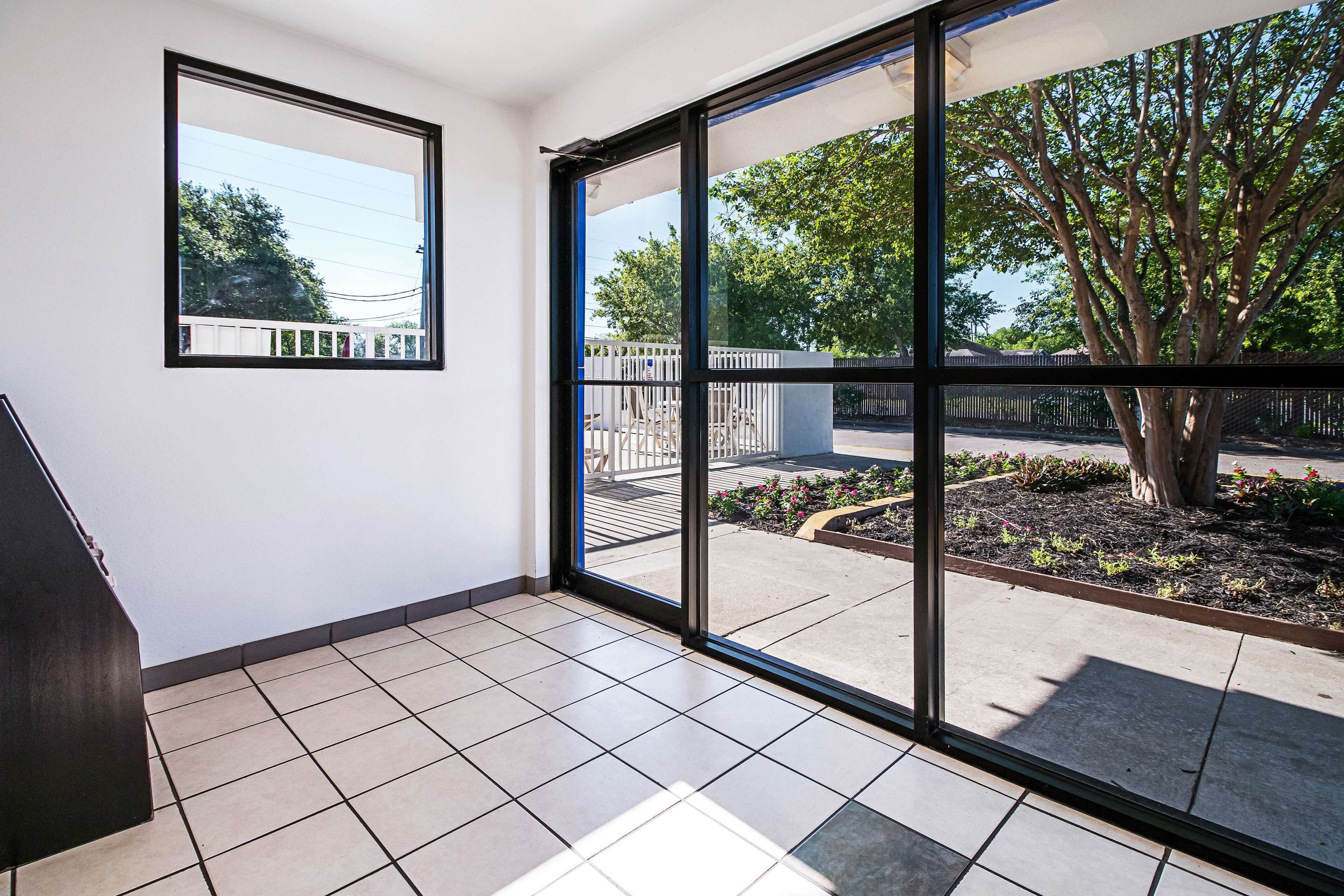 Majoituspaikan sisäänkäynti