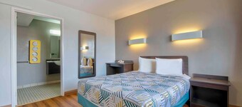 Motel 6 Farmington, NM