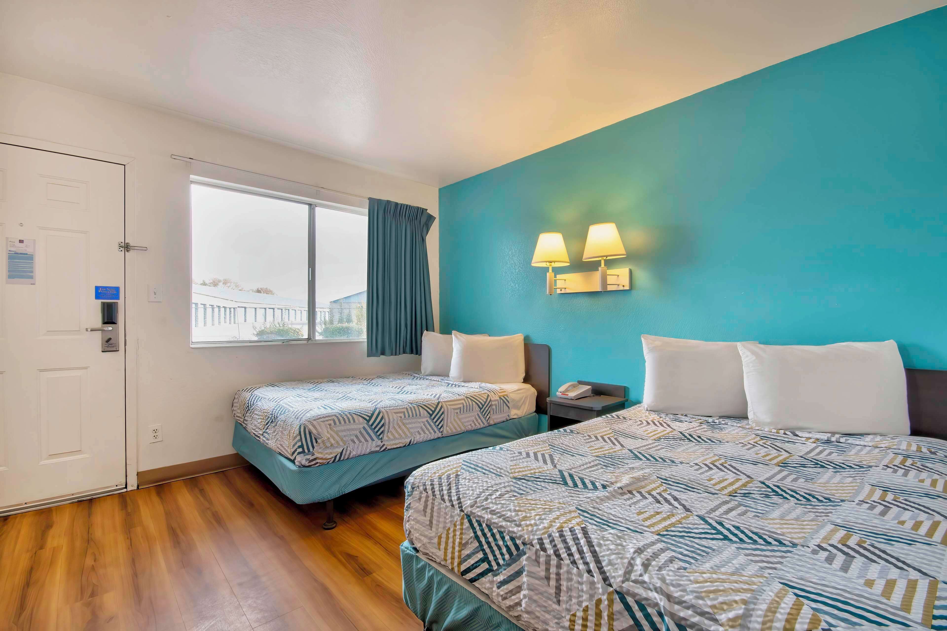 Desk, laptop workspace, blackout drapes, free WiFi