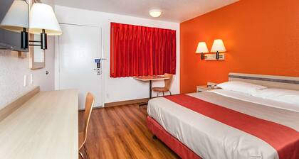 Motel 6 Vacaville, CA