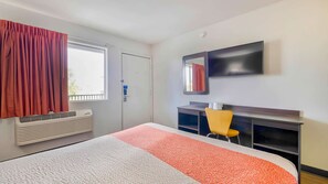 Free WiFi, bed sheets - Motel 6 Gallup, NM (Gallup)