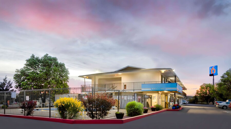 Motel 6 Gallup, NM