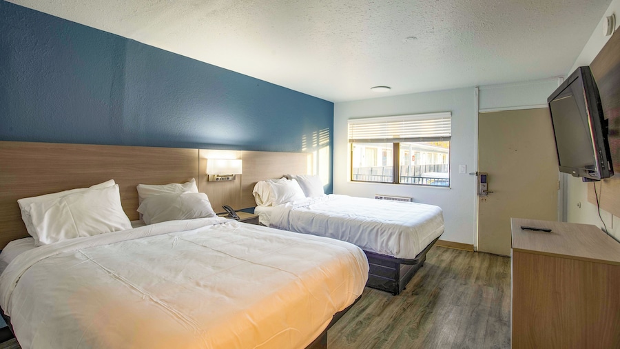 Suburban Studios South Bend Notre Dame Area