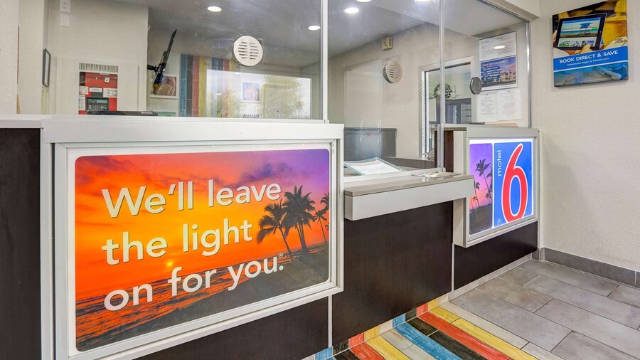 Motel 6 San Bernardino, CA - South
