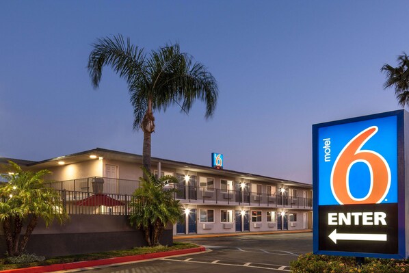 Front of property – evening/night