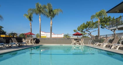 Motel 6 Fontana, CA