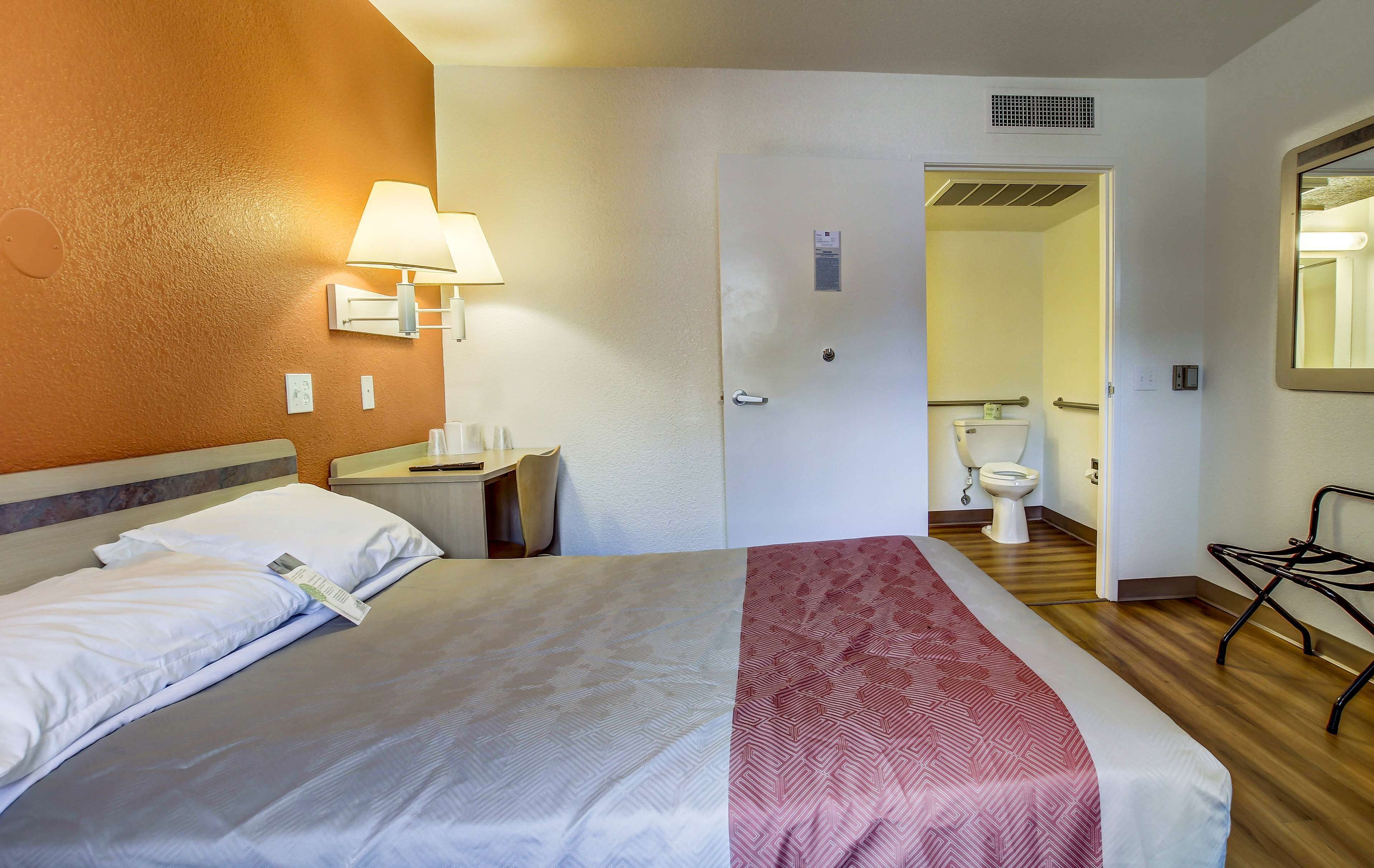 Wi-fi (inkludert) og sengetøy