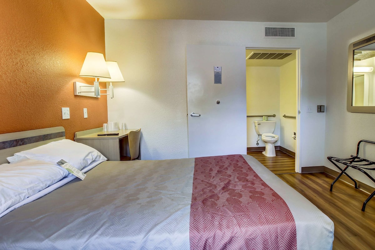 Wi-fi (inkludert) og sengetøy