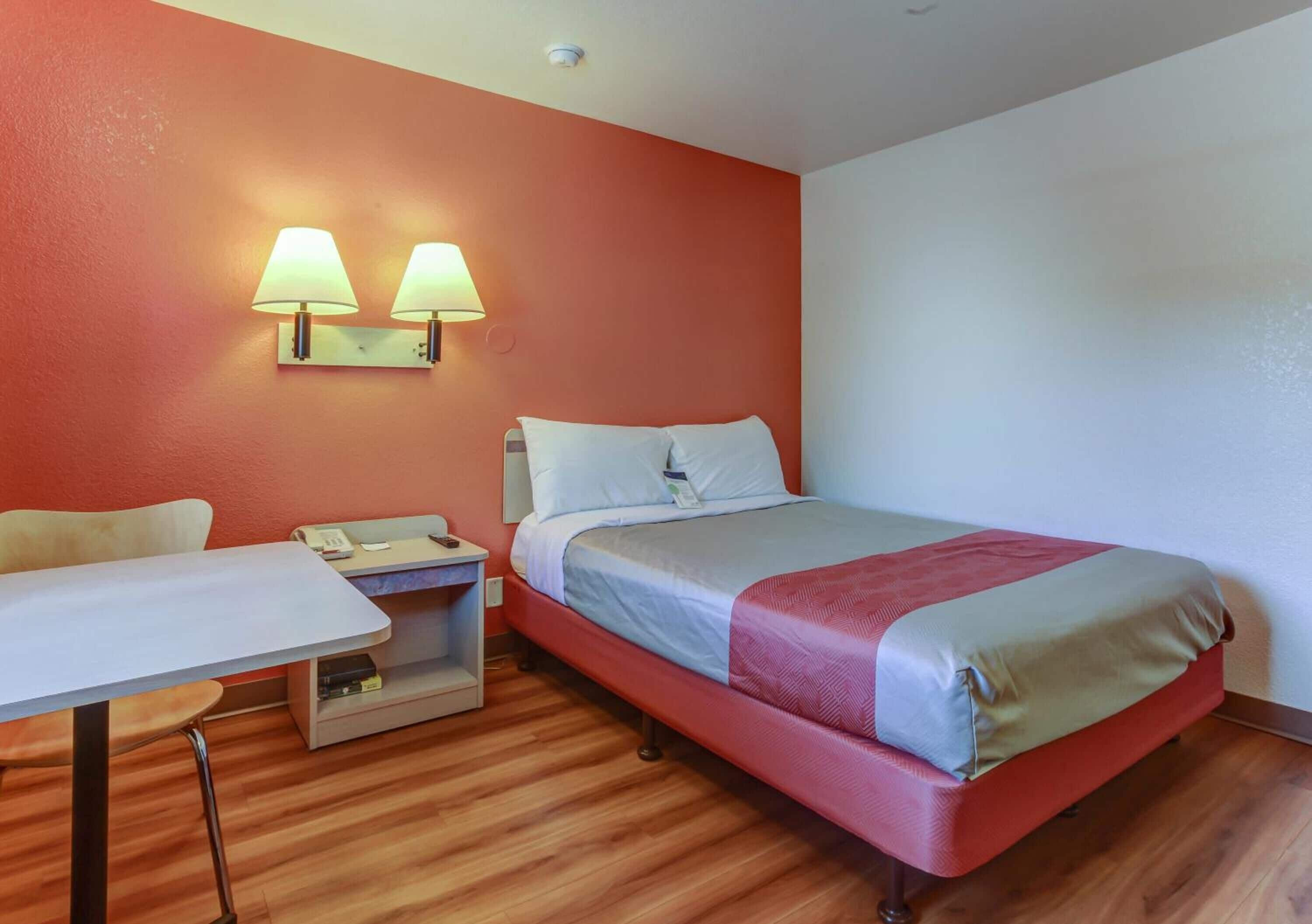 Wi-fi (inkludert) og sengetøy