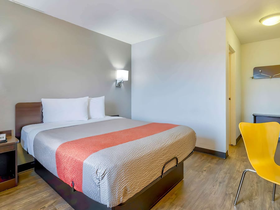 Cunas gratuitas, wifi gratis y ropa de cama