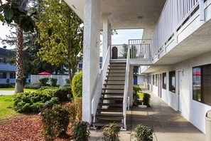 Exterior - Motel 6 Porterville, CA (Porterville)