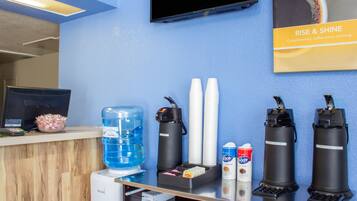 Bar-salon dans le hall